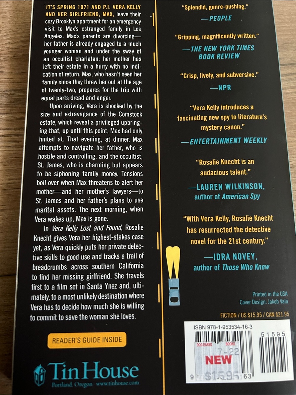 Book Bundle - Picture 5 of 9
